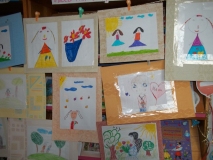 Выставка детских рисунков «Самая милая, самая любимая». Чкаловская библиотека.
